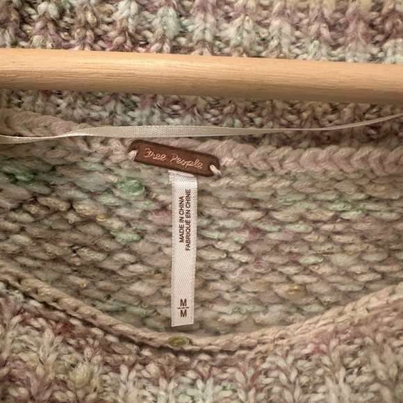 Free People Cotton Candy Pullover Sweater Size Medium Oversized EUC - Picture 7 of 8